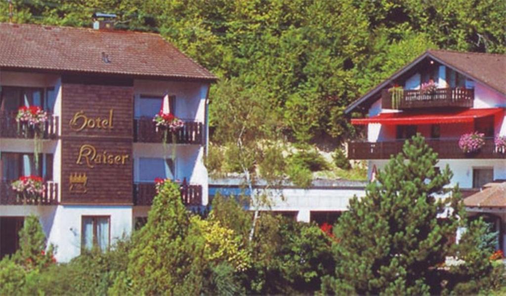 Hotel Restaurant KaiserGlatt エクステリア 写真
